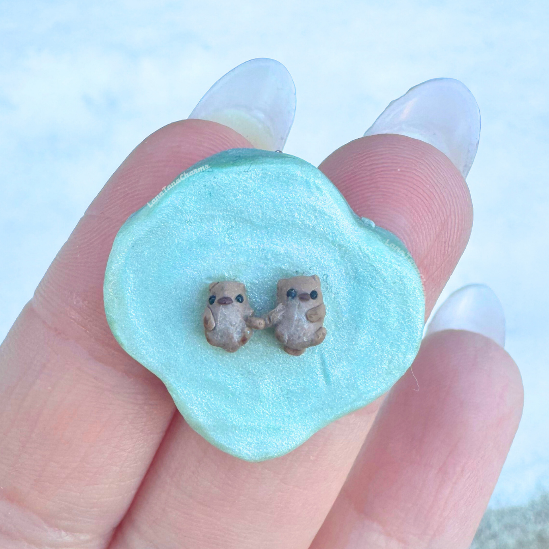 Micro Sea Otter Pond