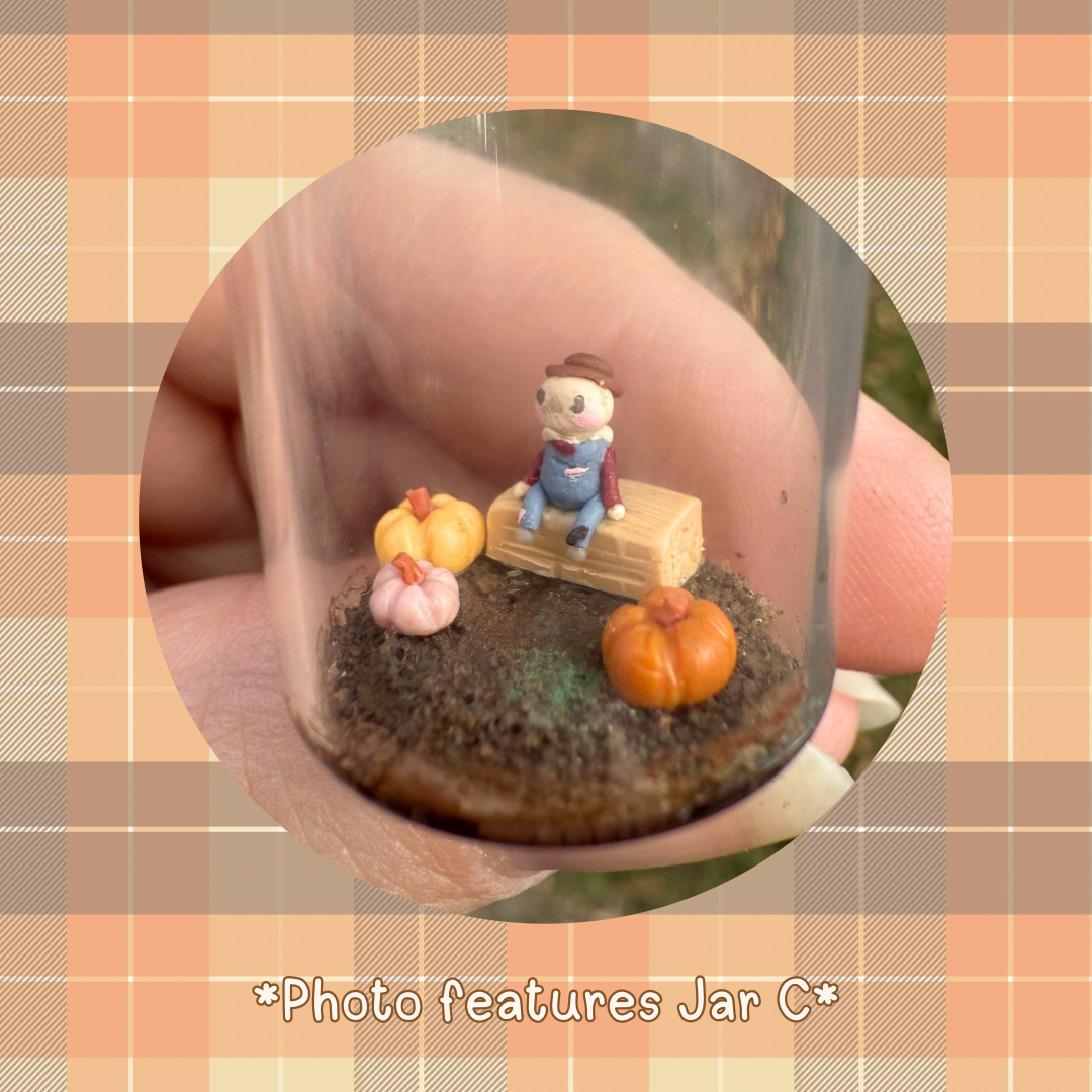 Micro Scarecrow Jar